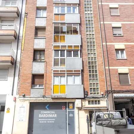 Nuevo Cerca Centro , Wifi Y Calefacción Apartamento *